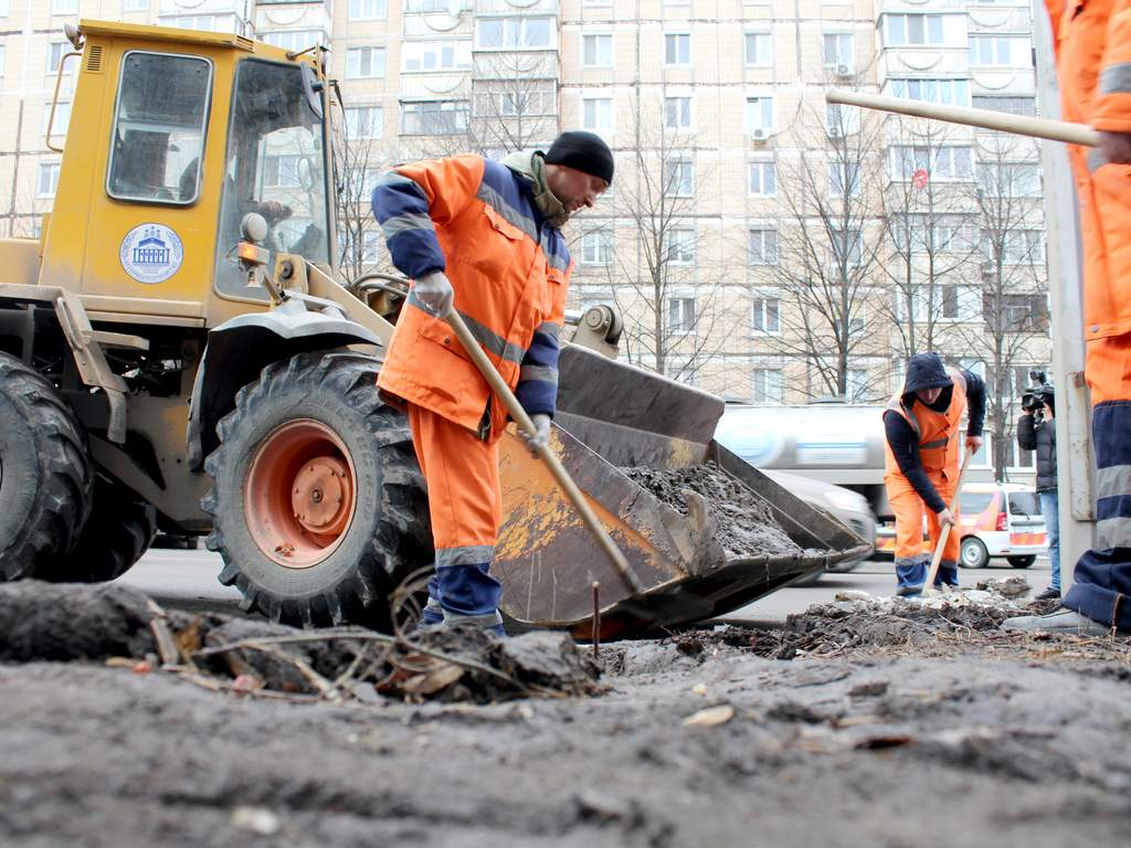 В Белгороде генеральную уборку улиц завершат к 15 апреля