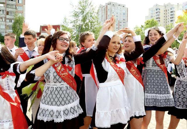 Для выпускников Белгородской области последний звонок прозвенит 23 мая