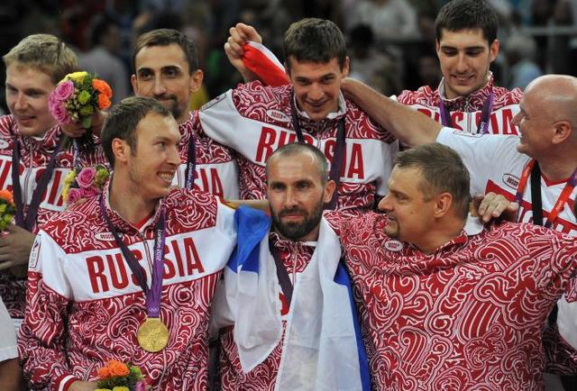 Трудности перевода: из-за чего сборная России по волейболу едва не разругалась с бразильцем Жибой