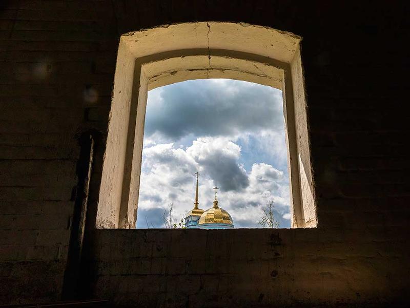 Белогривые лошадки, перья и шапки: какие облака бегут в небе над Белгородом (фоторепортаж)