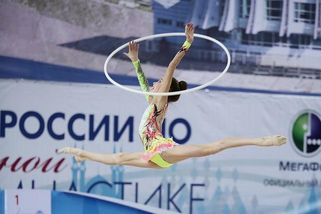 Две белгородки вошли в число лучших гимнасток России