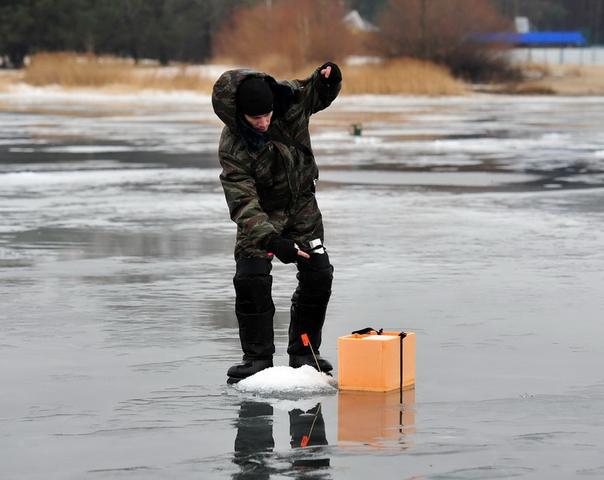 Белгородские сотрудники МЧС патрулируют водоёмы ежедневно