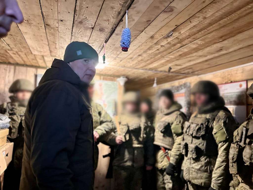 Белгородский губернатор встретился с военнослужащими