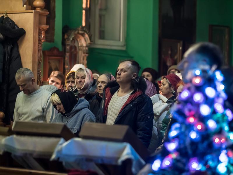 В храме Корочи прошла Рождественская литургия (фоторепортаж)
