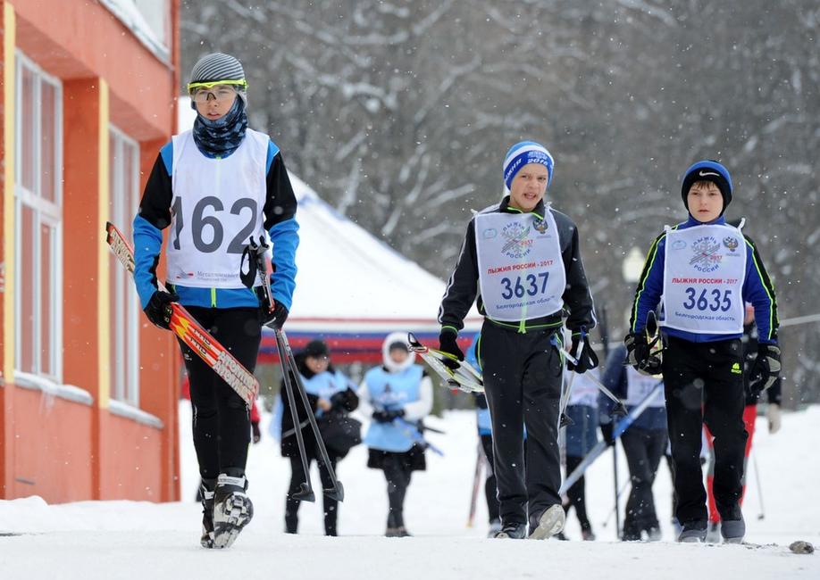 Более 4 000 белгородцев вышли на «Лыжню России – 2017»  - Изображение 1