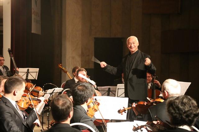 Оркестр Владимира Спивакова даст бесплатный концерт в Белгородской области
