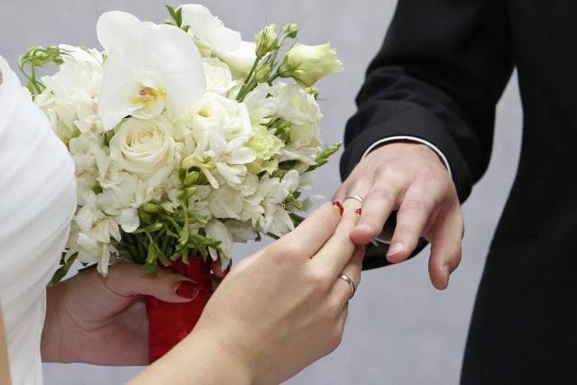 Белгородцы могут подавать заявления в загс за год до свадьбы