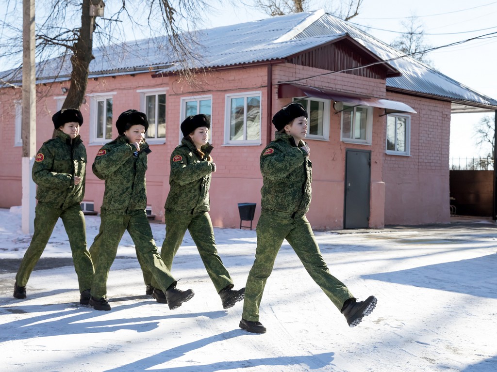 «Ты – девчонка! Какая тебе армия?» В Царёв-Алексеевском кадетском корпусе учатся 5 девочек