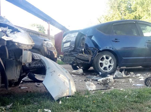 Белгородская полиция устанавливает виновного в ДТП с участием нескольких авто