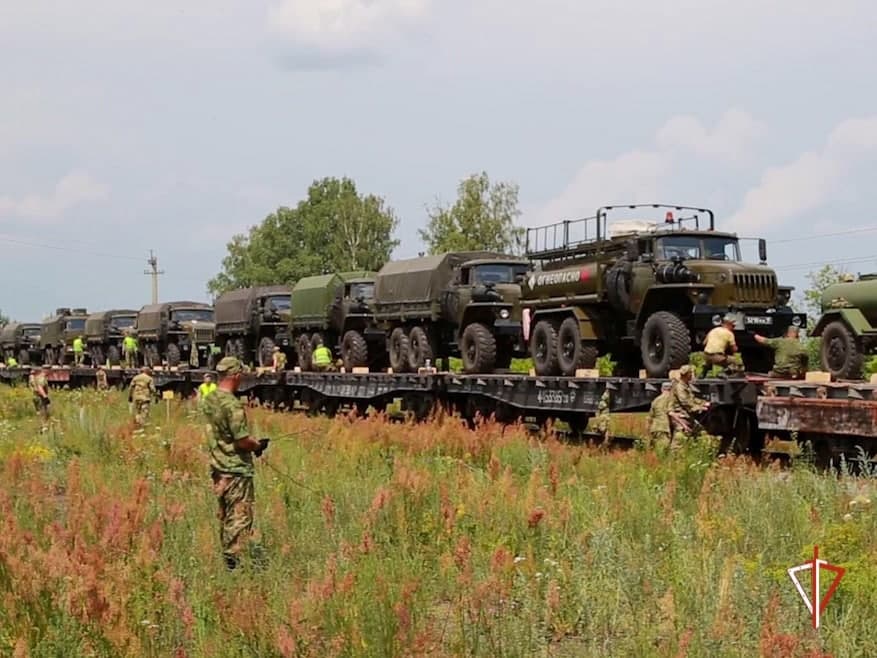 До 30 июля на белгородских автодорогах возможно передвижение воинских колонн