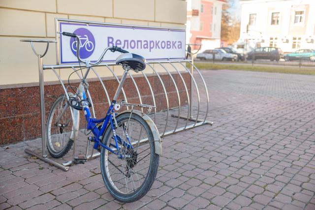 Белгородский губернатор посоветовал властям всех уровней поощрять езду на велосипеде