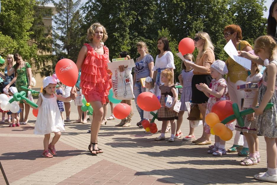 Белгородские мамы-водители проехали по улицам областного центра - Изображение 13