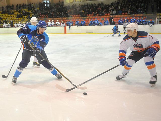 Белгородские хоккеисты обменялись победами со «СКА-Варягами»