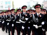 Кадры Дня Победы в Белгороде: парад и «Бессмертный полк» - Изображение 25