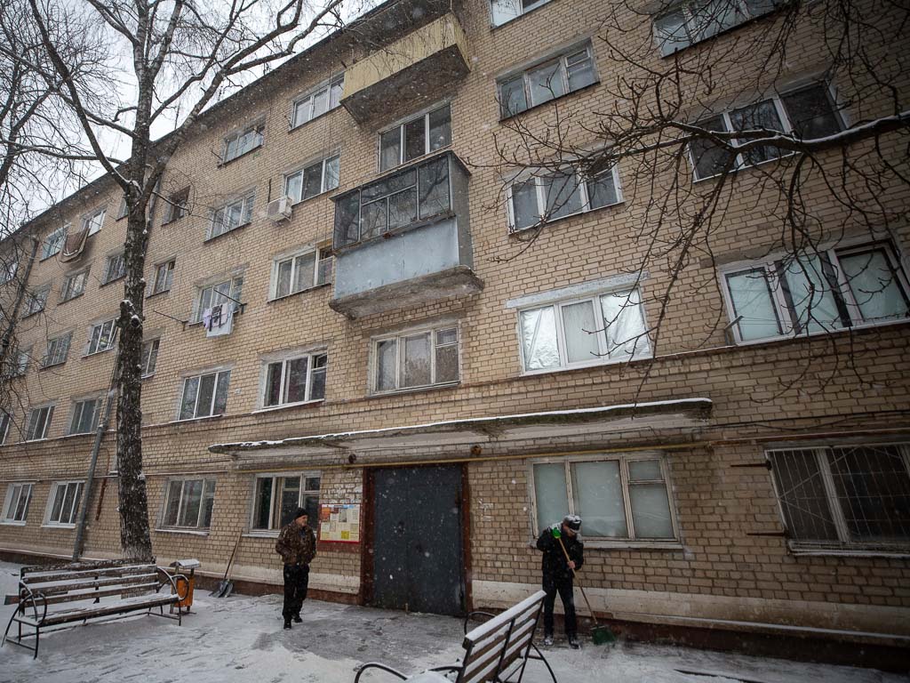 Вячеслав Гладков проинспектировал бывшие общежития в Белгороде