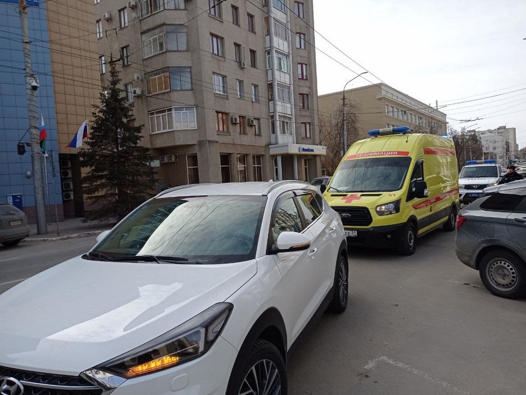 В Белгороде на проспекте Славы в машине умер водитель