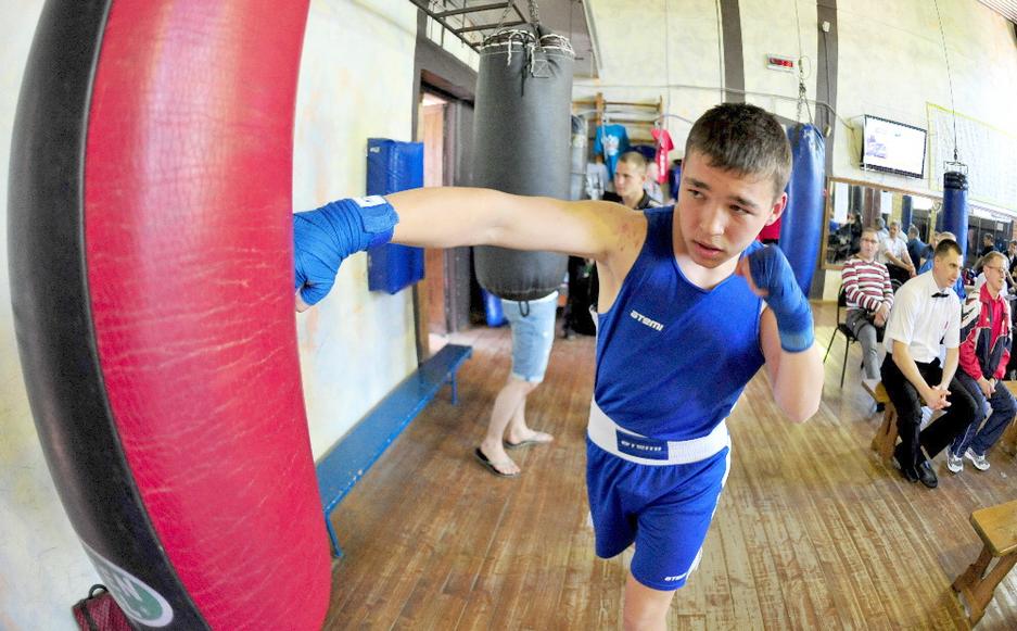 В Белгороде прошёл боксёрский юношеский турнир памяти Николая Ватутина - Изображение 5