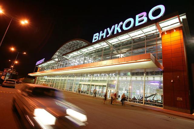Самолёт Москва – Белгород вернулся в аэропорт вылета по техническим причинам