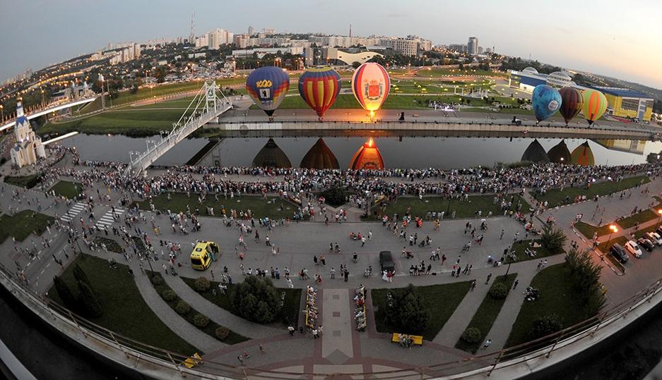 Белгород поздравили с Днём города 13 аэростатов из разных регионов - Изображение 2