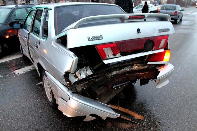 В Белгороде в аварию попали сразу пять машин