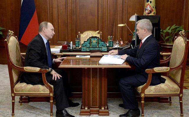 Владимир Путин встретился с губернатором Белгородской области 
