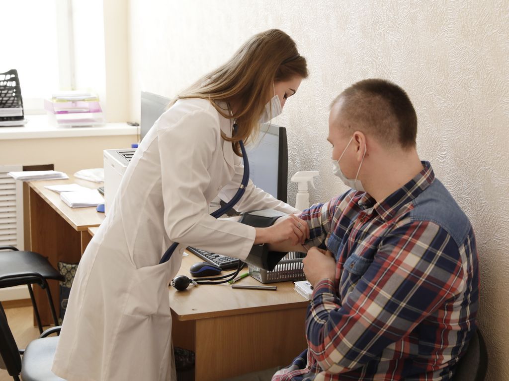 В Белгороде вновь заработал мобильный пункт вакцинации и углублённой диспансеризации