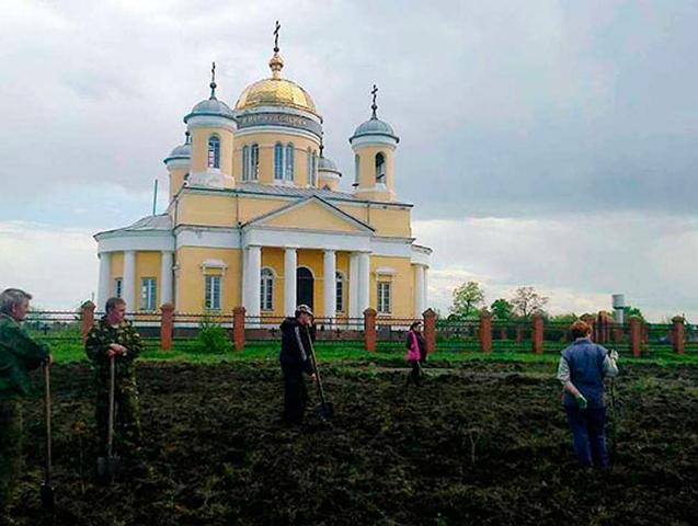В сёлах Чернянского района отремонтировали два храма
