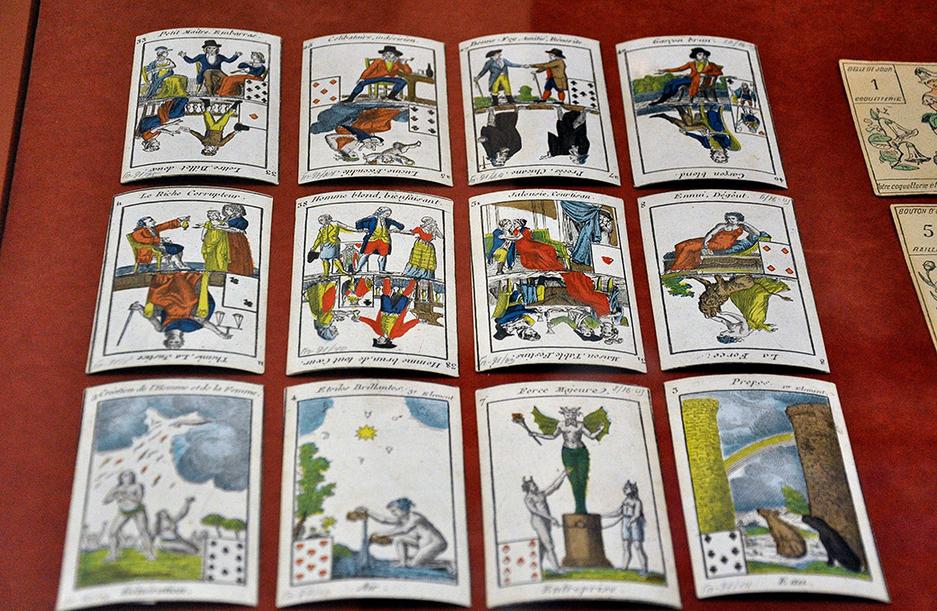 Белгородцев знакомят со старинной культурой игральных карт - Изображение 3
