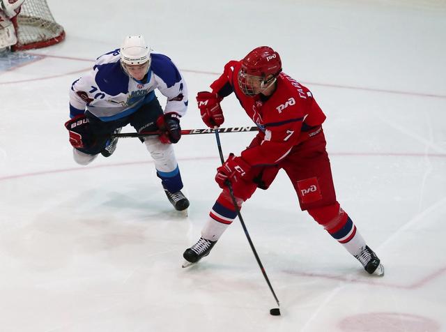 Белгородские хоккеисты начали плей-офф НМХЛ с поражения и победы
