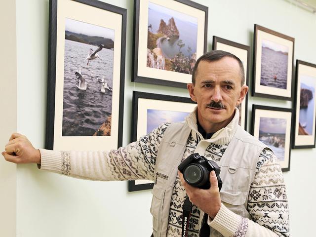 В Белгороде открыли фотовыставку «Добрый мир Павла Асадчих»
