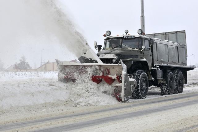Переход через ноль. С какими проблемами сталкиваются белгородские дорожники зимой