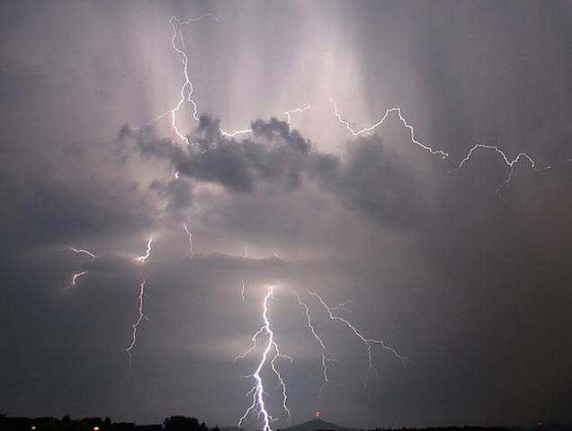 В Белгородской области объявили штормовое предупреждение