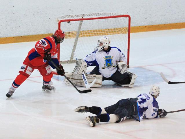 Белгородские хоккеисты пропустили 13 шайб в Ярославле