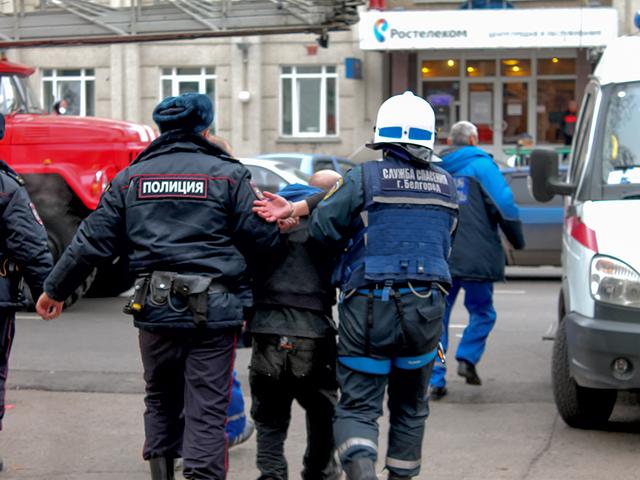 В Белгороде сотрудники МЧС предотвратили самоубийство