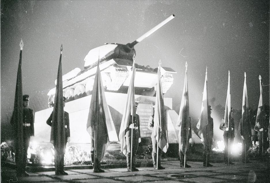 Как отмечали годовщину Прохоровской битвы 30 лет назад - Изображение 25