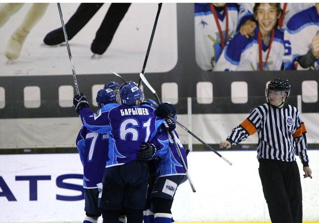 Белгородские хоккеисты разгромили «СКА-Варягов»