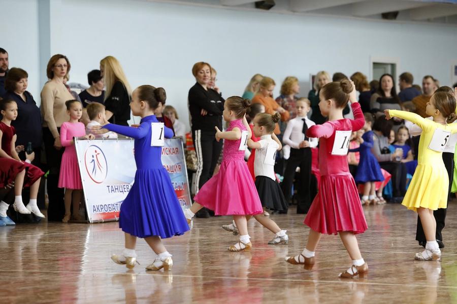 В Белгороде прошли соревнования по танцам