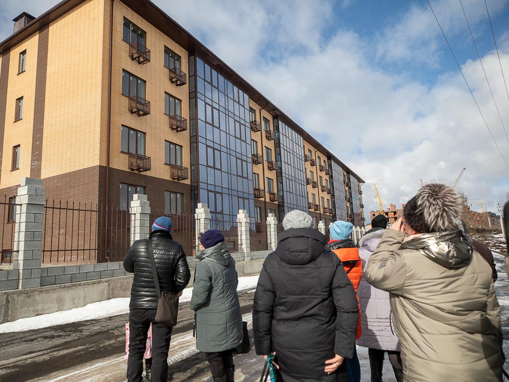 «Хватит на всю жизнь». Жители приграничных белгородских сёл выбирают новое жильё