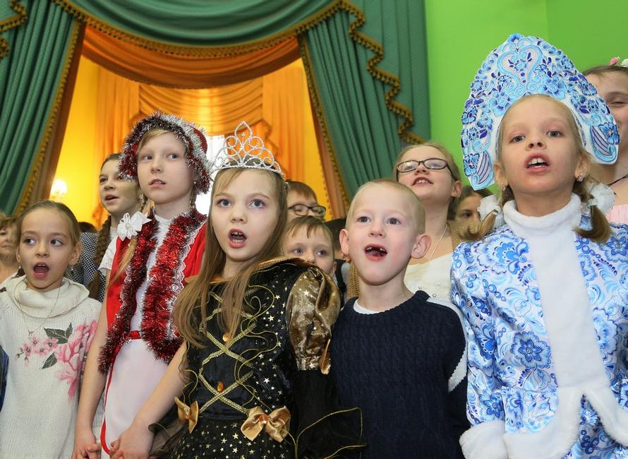 В Белгородском драмтеатре открыли губернаторскую ёлку - Изображение 10