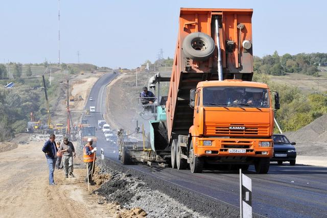 Белгородские власти не будут снижать финансирование ремонта дорог