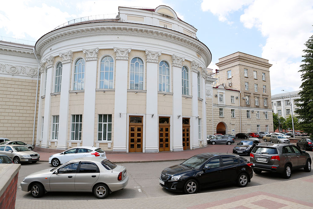 Вячеслав Гладков делегировал 15 человек в Общественную палату Белгородской области