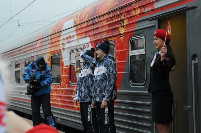 Белгород  встретил  эстафету олимпийского огня 