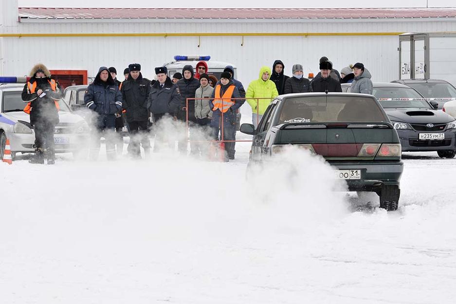 В Белгороде впервые провели зимний чемпионат по автомногоборью - Изображение 9