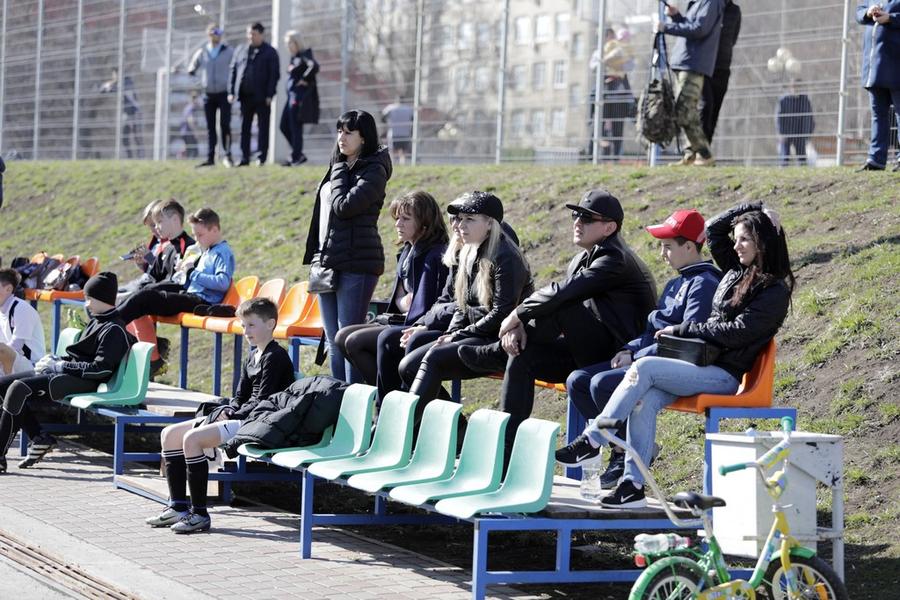 Семь белгородских команд выиграли футбольный турнир памяти Юрия Васильева