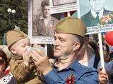 Валуйчане отметили День Победы военным парадом и шествием «Бессмертного полка» - Изображение 7