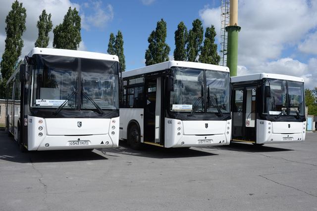 Металлоинвест приобрёл семь пассажирских автобусов для Лебединского ГОКа*