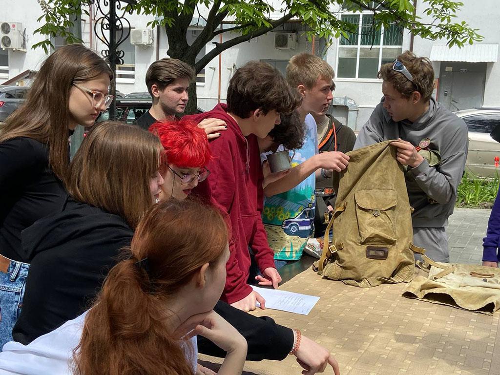 В Белгороде провели квест Победы для школьников и учащихся ссузов