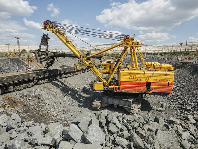 Стойленский ГОК ускорит доставку руды из карьера на обогатительную фабрику*