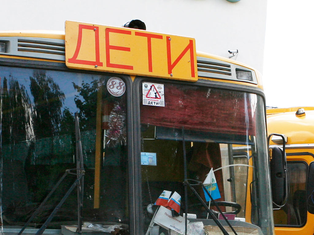 В Грайворонском округе ГИБДД задержала неисправный школьный автобус
