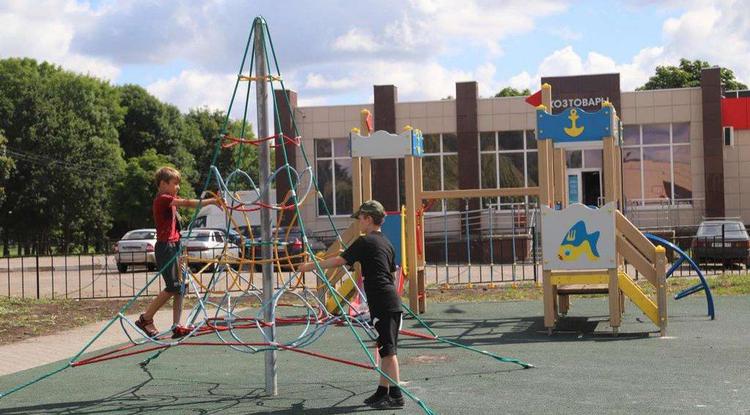 В Белгородской области за два года построили более 180 детских и спортплощадок